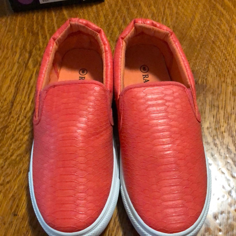 Rasolli walk 1 shoe